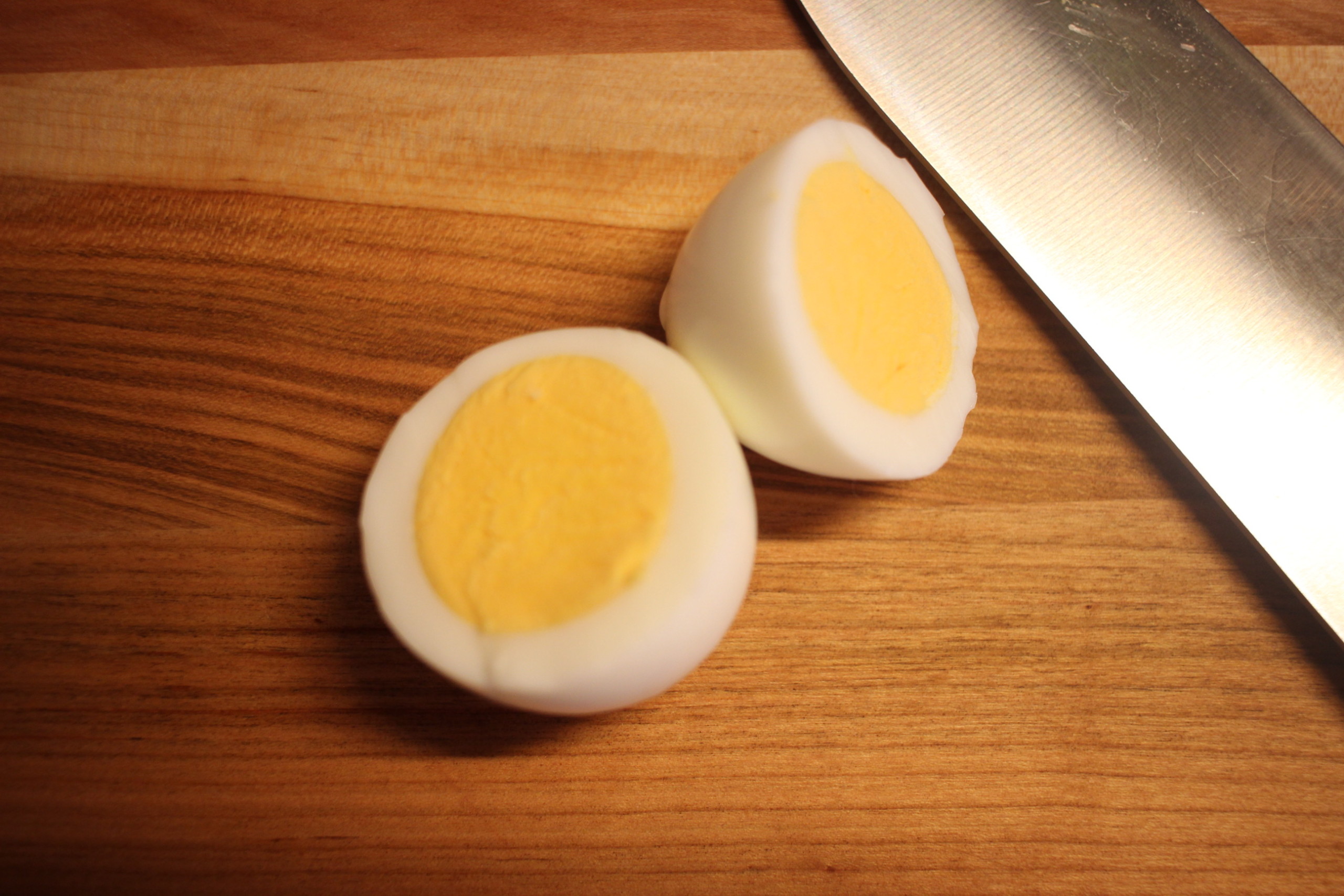 爆発しない 電子レンジを使ってゆで卵を手軽に作る方法 たべレシピ