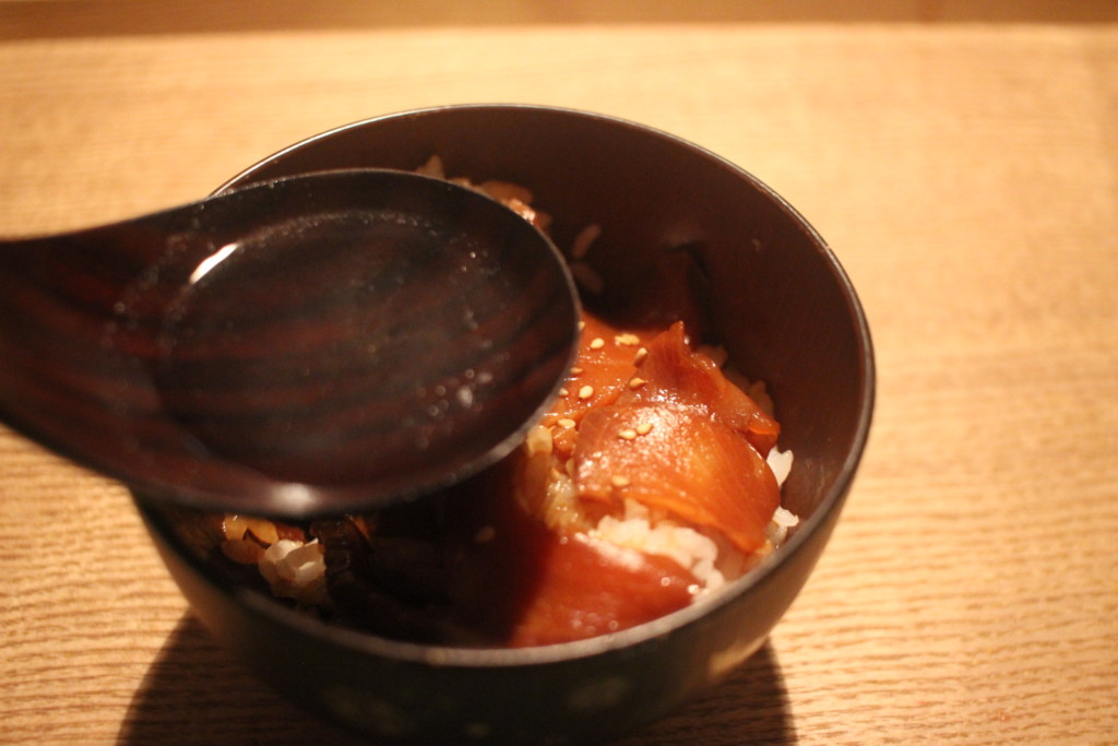 九州お取り寄せ本舗で購入したあつめしを出汁をかけてお茶漬けで食べてみた！