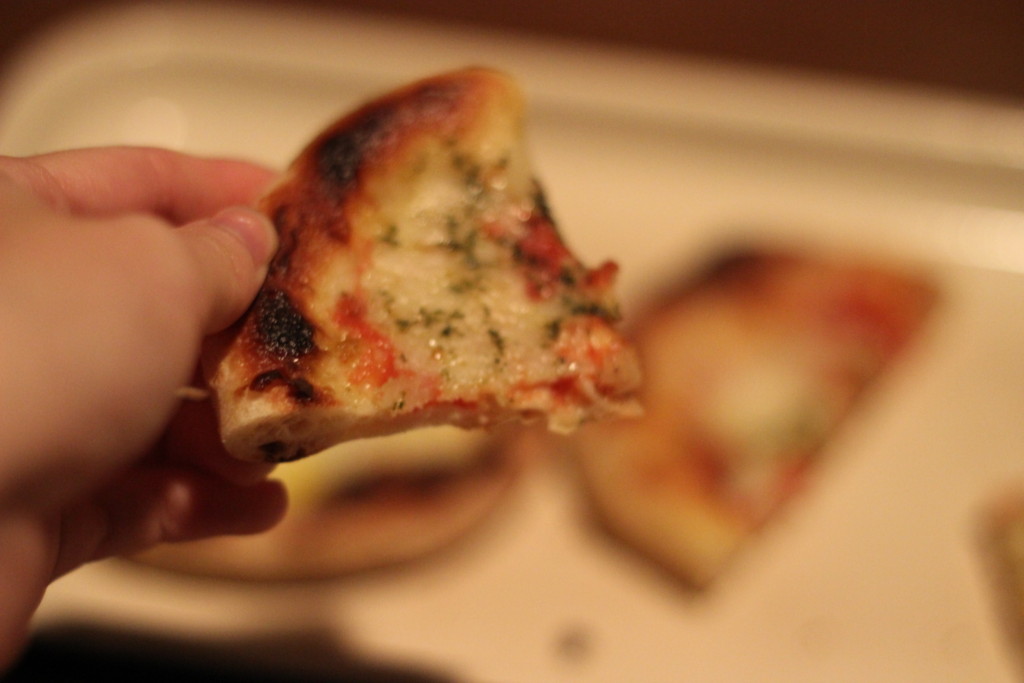 PST六本木の冷凍ピザに対するみんなの口コミをチェック！