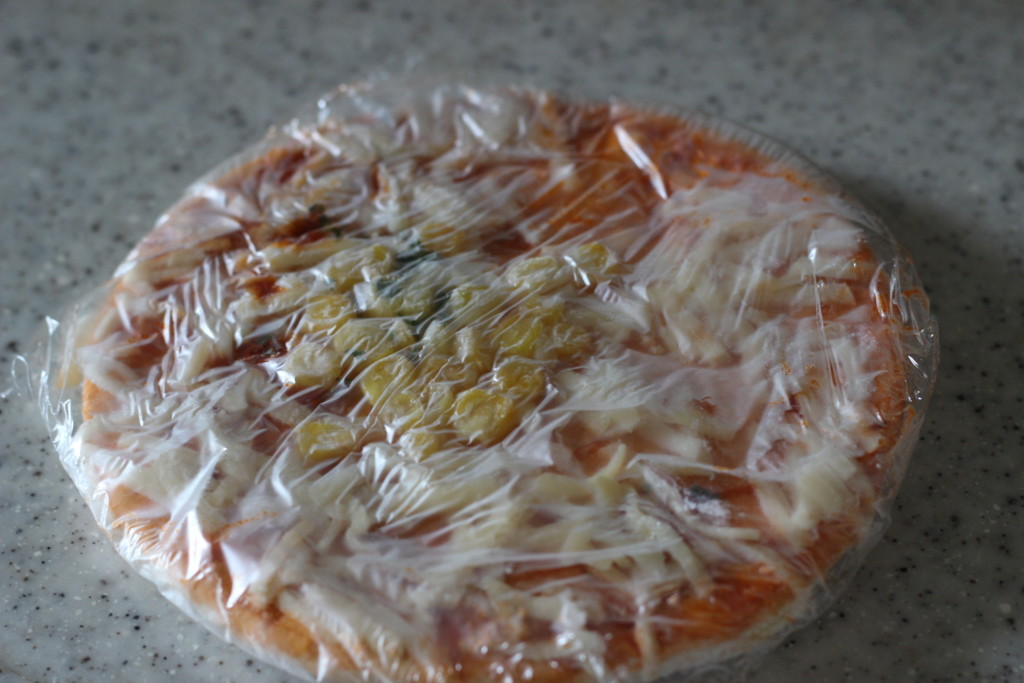業務スーパーの5枚入り冷凍ピザを購入！