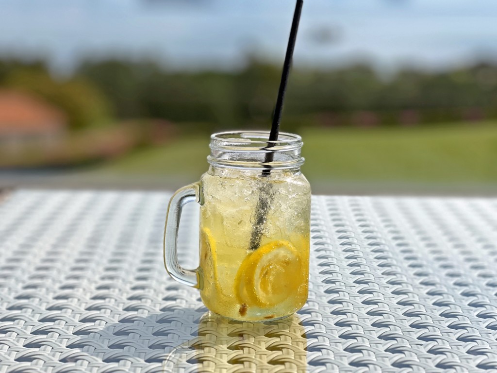 苦くない！レモネードレモン×氷砂糖で作る「本格レモンシロップ」の活用方法